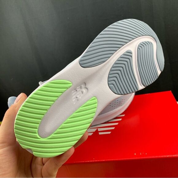 WIDE New Balance DRFT V2 Runners Women's Various Sizes - Picture 4 of 14